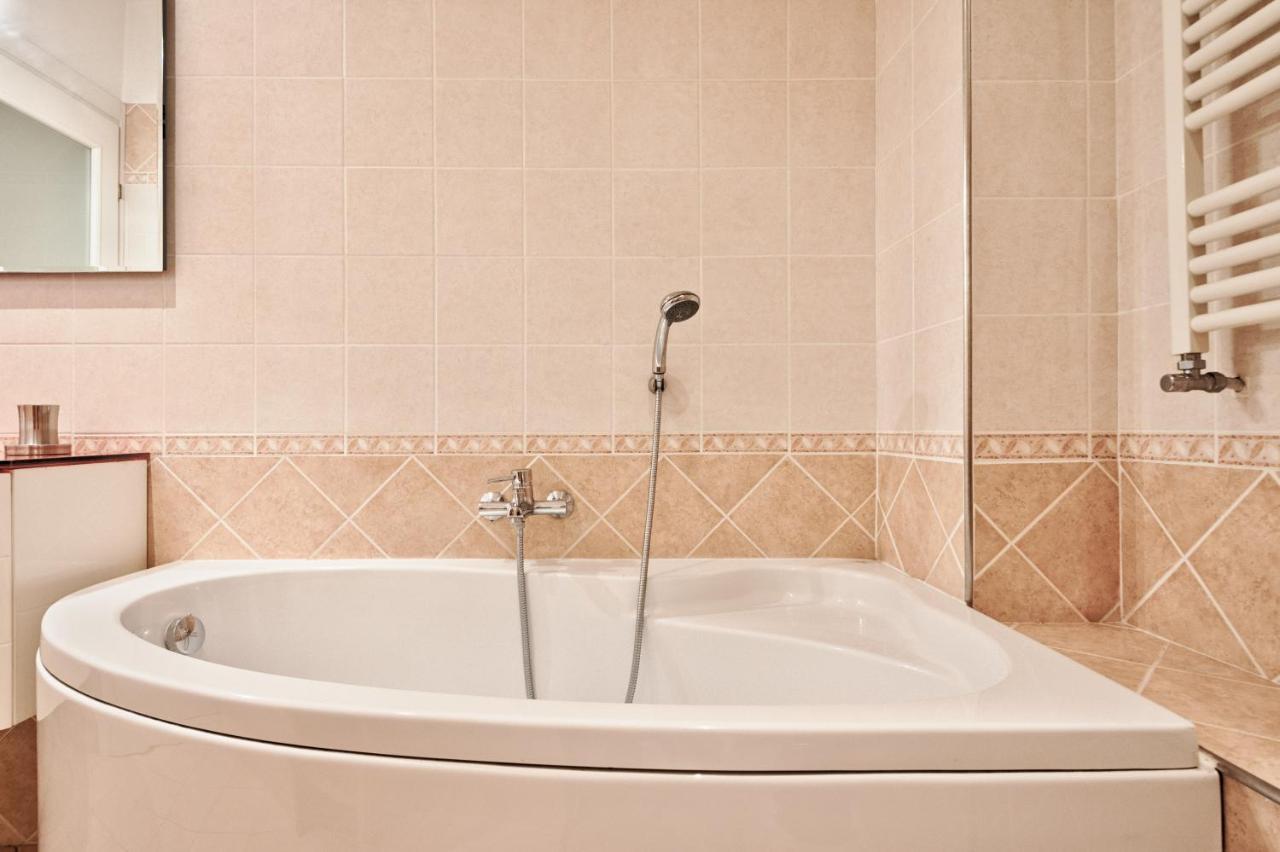 Piazza Statuto Elegant Apartment Torino Eksteriør billede